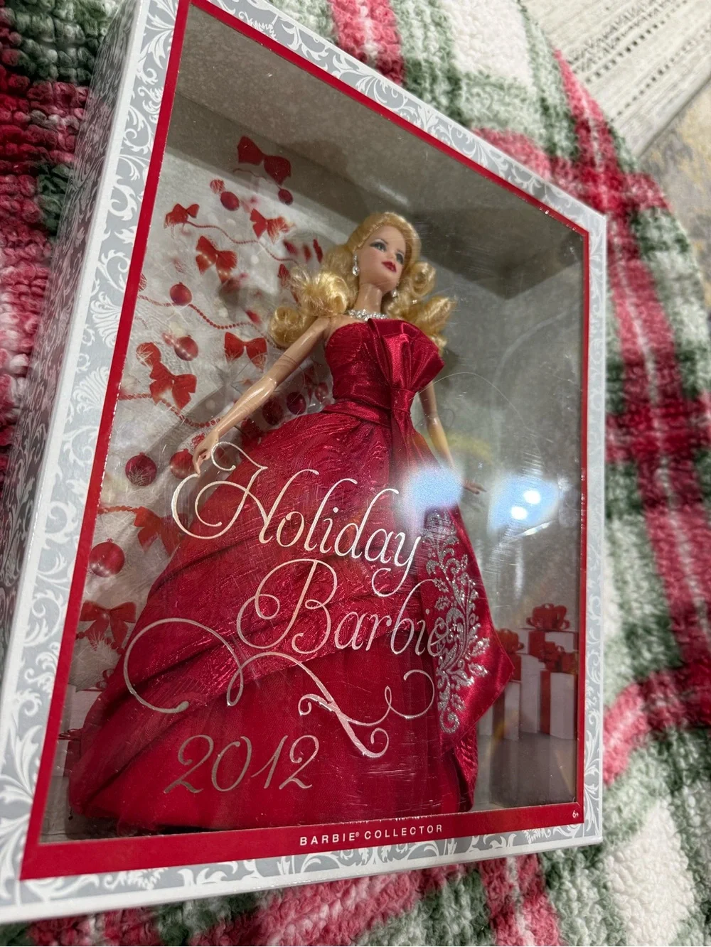 ✨ 2012 Holiday Barbie Doll Collector Edition NIB Never Removed Beautiful ✨